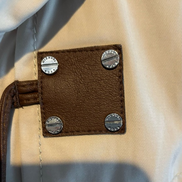 ☔️SALE☔️Michael Kors tan hooded rain coat - Picture 5 of 14